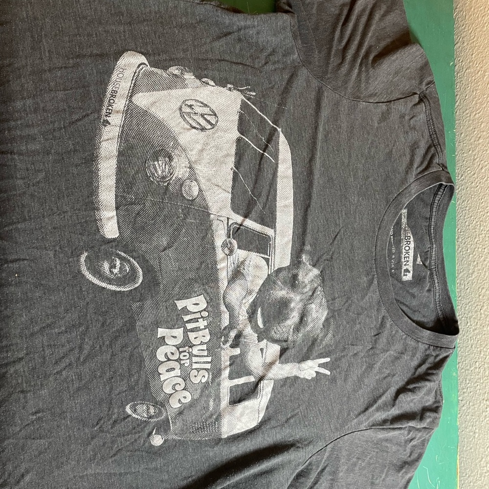 Vintage house broken clothing Pit Bulls for Peace Gray T-Shirt